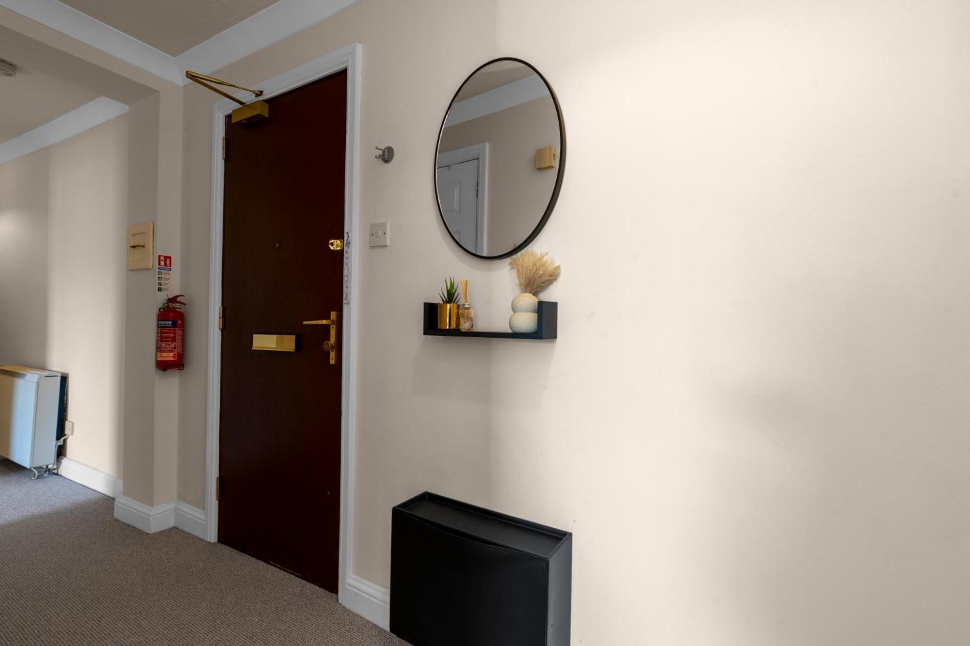 2 Bedroom In With Free Parking Appartement Édimbourg
